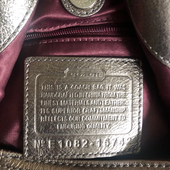 Genuine Coach pewter leather purse with dust bag - Picture 2 of 4